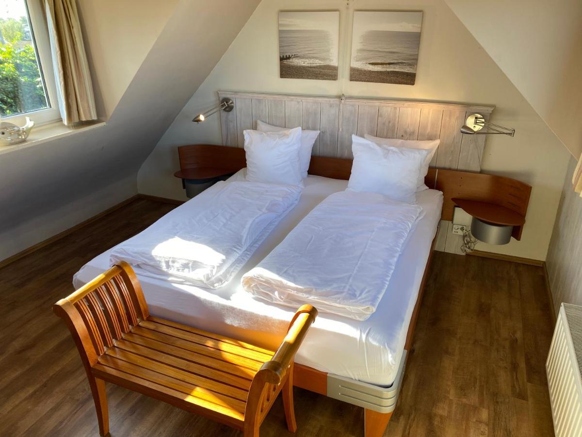 T Huuske Tuinappartement Met Fantastisch Uitzicht, Nabij Zee Zonnemaire Εξωτερικό φωτογραφία